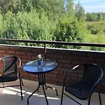 Leikari 3*