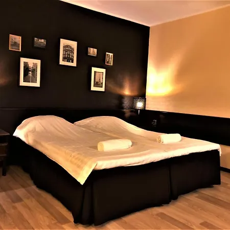 Hotelli Leikari
