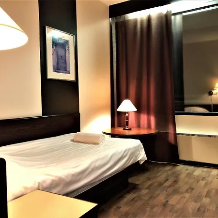 Hotel Leikari 3*